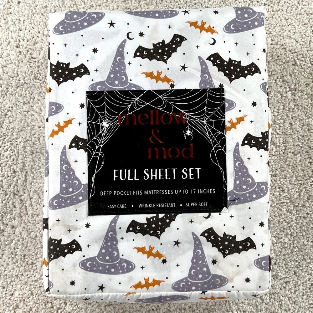 Mellow & Mod Halloween Full Sheet Set 4pc Witch Hat Bats Stars Purple Orange NEW